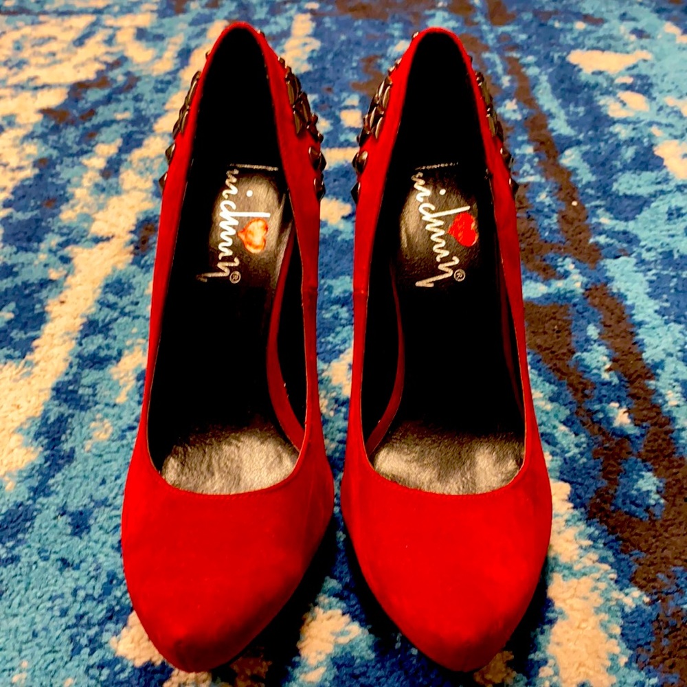 Suede deep red studded pumps